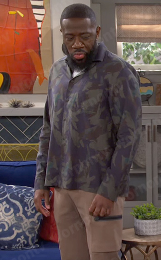 Malcolm's camo print shirt on The Neighborhood