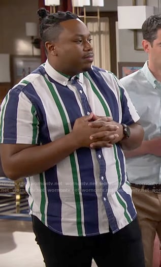 Marty's vertical striped shirt on The Neighborhood