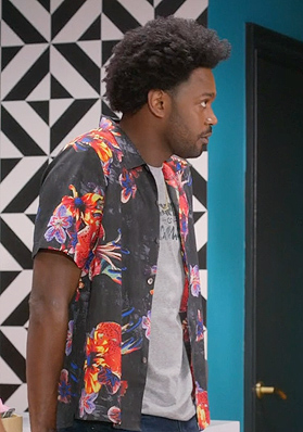 Noah's black floral print shirt on Grand Crew