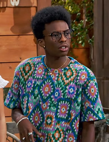 Noah's printed tee on Bunkd