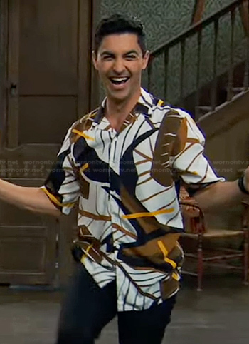 Parker's abstract print shirt on Bunkd