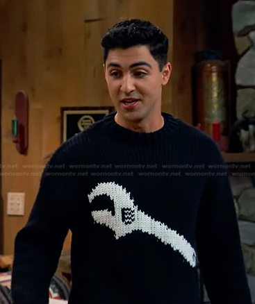 Parker's black wrench print sweater on Bunkd