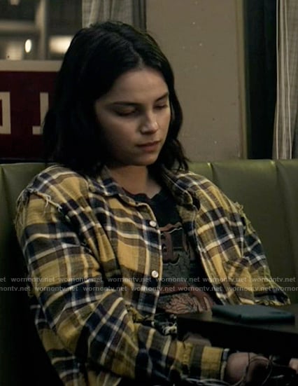 Sarah's yellow plaid shirt on Superman and Lois