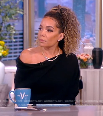 Sunny's black one off shoulder top on The View