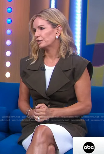 Jennifer's brown button front mini dress on Good Morning America