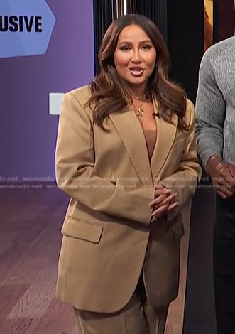 Adrienne's beige oversized blazer and pants on E! News