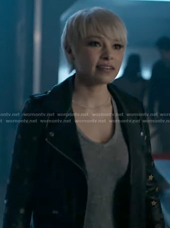 Nora's leather jacket with star embroidered sleeves on The Flash