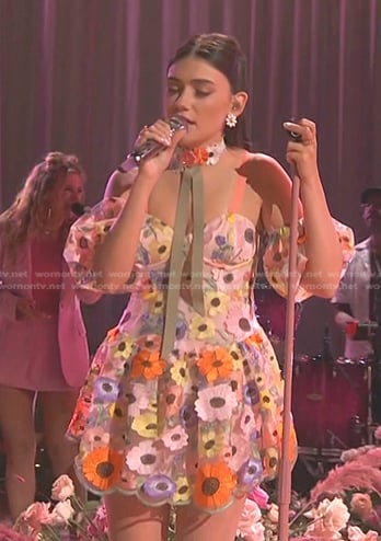 Gina Miles's floral embroidered dress on The Voice