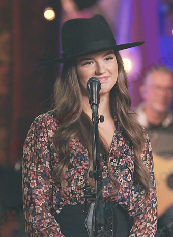 Grace West's floral blouse on The Voice