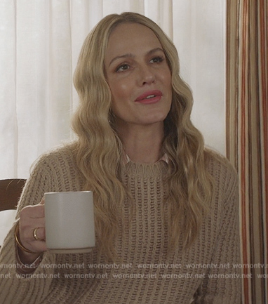 Laura's beige knit sweater on All American
