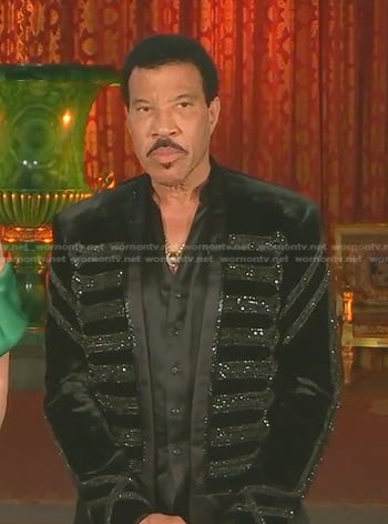 Lionel Richie's black embellished velvet jacket on American Idol