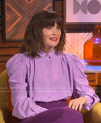 Rose Byrne's lilac puff sleeve blouse on E! News