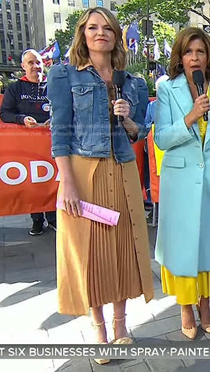 Savannah's beige pleated dress and denim jacket on Today