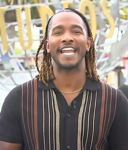 Scott's black stripe shirt on Access Hollywood