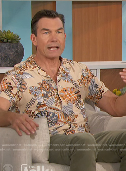 Jerry's beige floral print shirt on The Talk