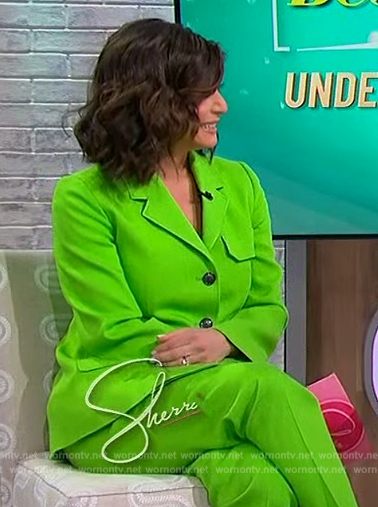 Tamsen Fadal's green button down blazer on Sherri