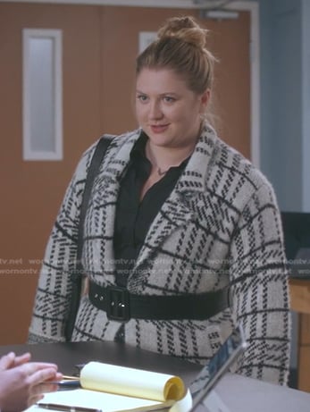 Taryn Helm's white plaid wrap coat on Greys Anatomy