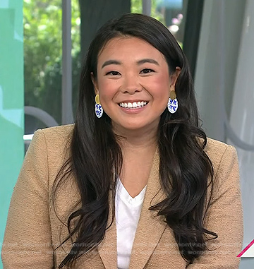 Vivian Tu's beige cropped blazer and earrings on Today