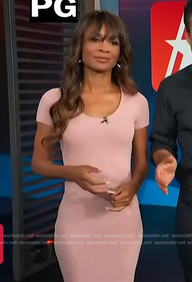 Zuri's pink ribbed maxi dress on Access Hollywood