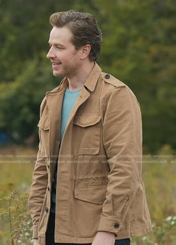Ben's beige utility jacket on Manifest