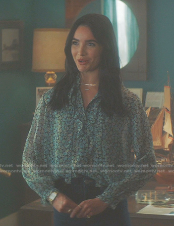 Bess's floral print tie neck blouse on Nancy Drew