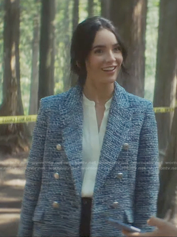 Bess's white ruched sleeve blouse and tweed jacket on Nancy Drew
