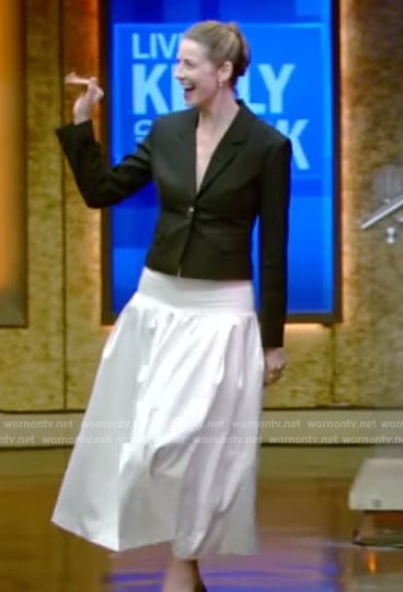 Caitriona Balfe's two tone dress on Live with Kelly and Mark