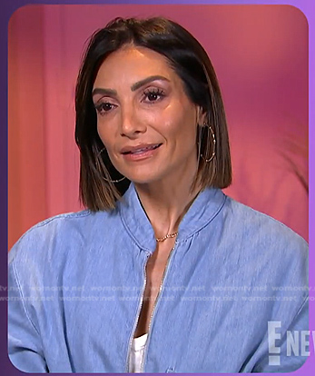 Courtney Lopez's denim bomber jacket on E! News