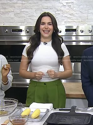 Elena Besser's green pants on Today