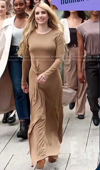 Emma Roberts's beige knot waist dress on E! News