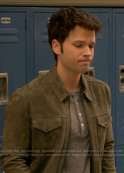 Freddie's suede jacket on iCarly