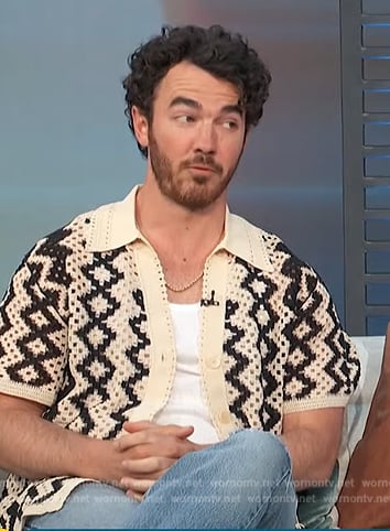Kevin Jonas's knit cardigan on Access Hollywood