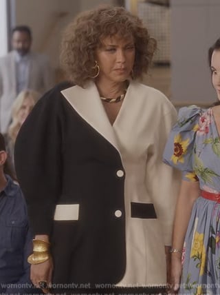 Lisa's colorblock blazer dress on And Just Like That