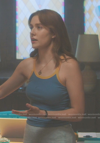 Nancy's blue and yellow cami on Nancy Drew