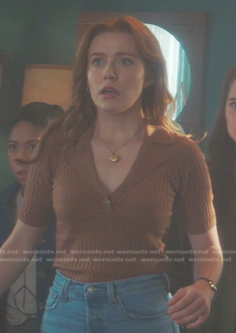 Nancy's brown ribbed polo top on Nancy Drew