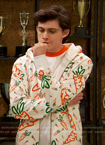 Neil's white carrot print hoodie on Ravens Home