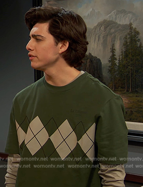 Neil's green argyle print tee on Ravens Home