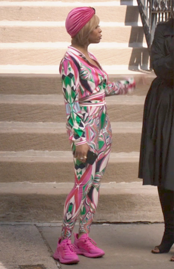 Renee's printed leggings and jacket set and pink sneakers on Run the World
