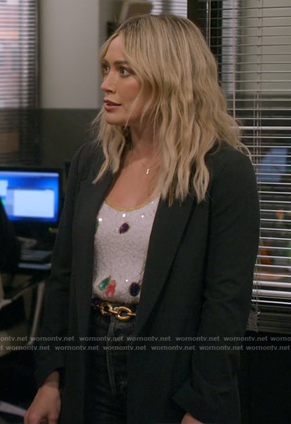 Sophie's sequin top on How I Met Your Father