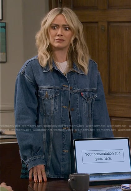Sophie's oversized denim jacket on How I Met Your Father