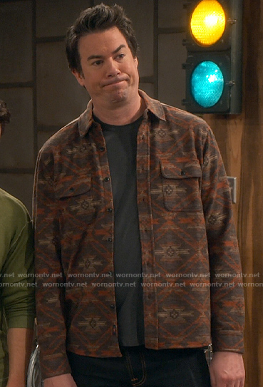 Spencer's brown printed shirt on iCarly