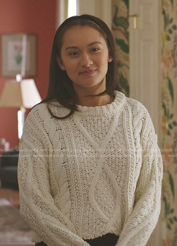 Belly's white cable knit sweater on The Summer I Turned Pretty