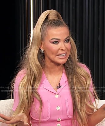 Carmen Electra's pink braid trim pocket dress on E! News