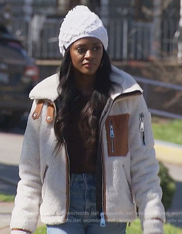 Charity's white contrast sherpa jacket on The Bachelorette