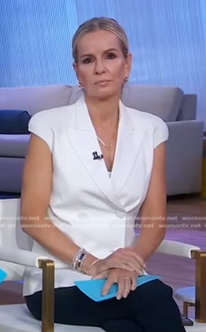 Jennifer's white cap sleeve blazer on Good Morning America