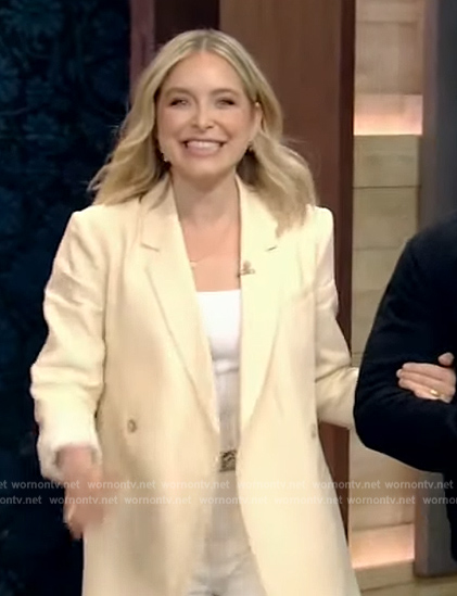 Jenny Mollen's yellow blazer on Live with Kelly and Mark
