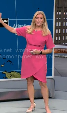 Kelly Cass's pink dress on CBS Mornings