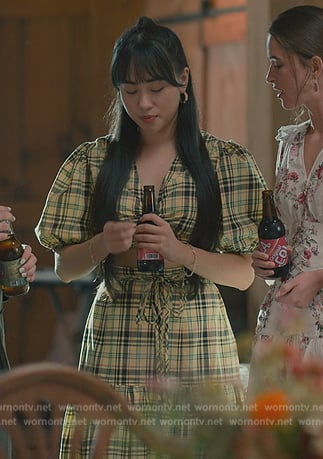 Lilly's yellow plaid top and skirt on Sweet Magnolias