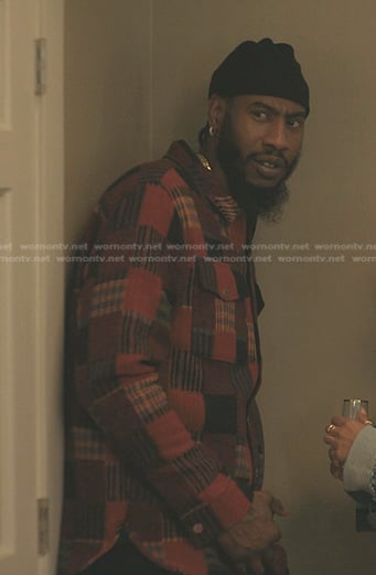 Rob's red plaid shirt on The Chi