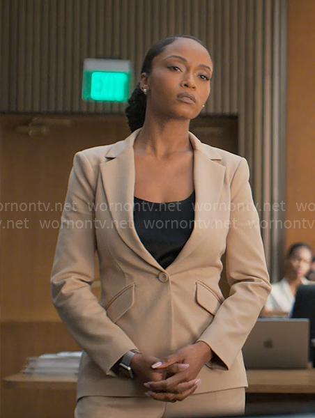 Andrea's beige suit on The Lincoln Lawyer